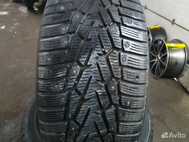 Nokian Tyres Hakkapeliitta 7 255/40 R19