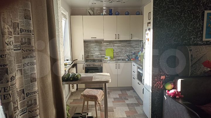 3-к. квартира, 49 м², 5/5 эт.