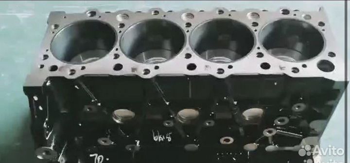 Шорт блок isuzu 4HK1 hitachi