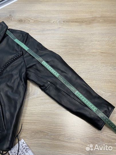 Женская мотокуртка кожа