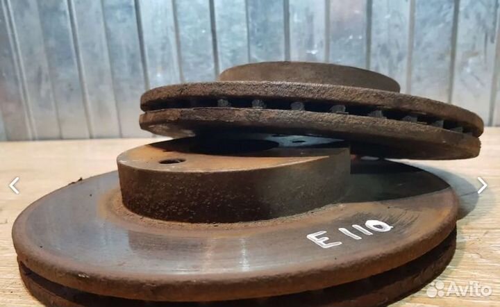 Диск тормозной передний Toyota Corolla E110