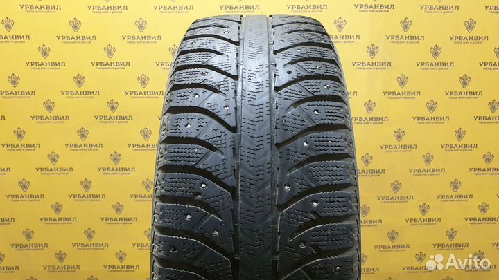 Bridgestone Ice Cruiser 7000 215/60 R17