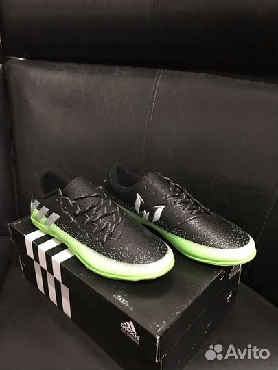 Футзалки новые