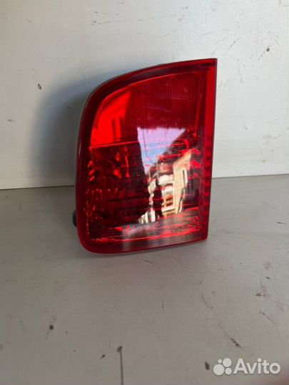 Отражатель бампера задний левый Toyota Land