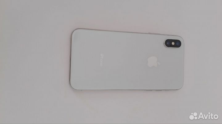 iPhone X, 64 ГБ