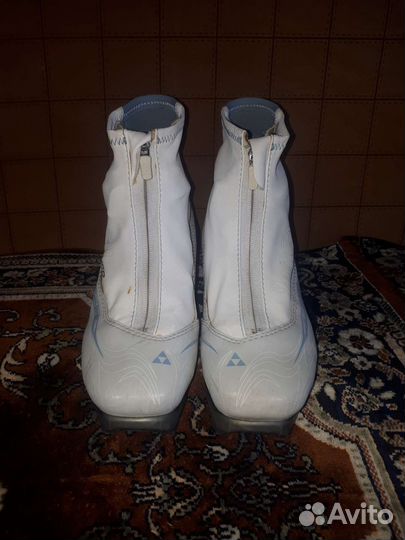 Лыжные ботинки fischer