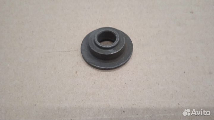 Верхнее посадочное место пружины клапана 490-495