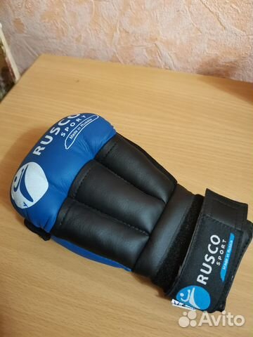 Перчатка для рукопашного боя