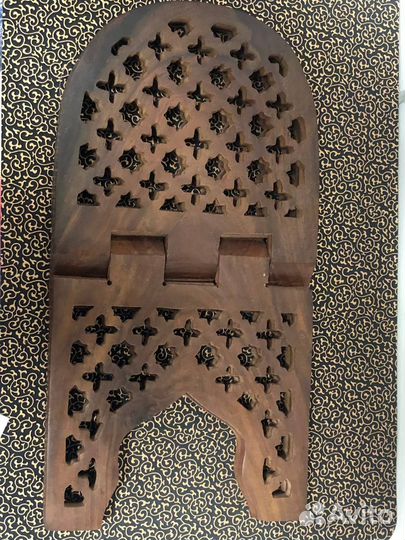 Подставка для книг