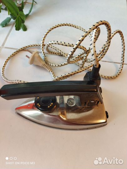 Утюг дорожный складной