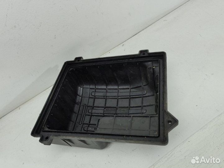 Крышка корпуса воздушного фильтра Ssang Yong