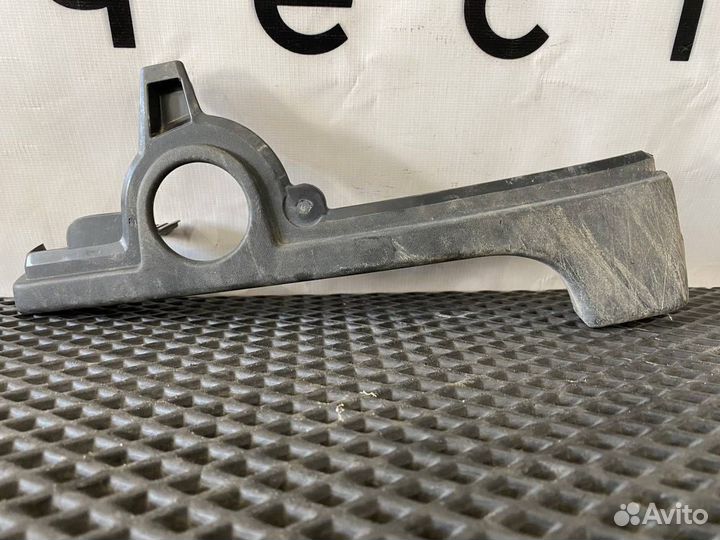 Кронштейн подножки Volvo FMX 84161430