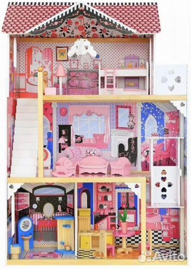 Кукольный домик с мебелью