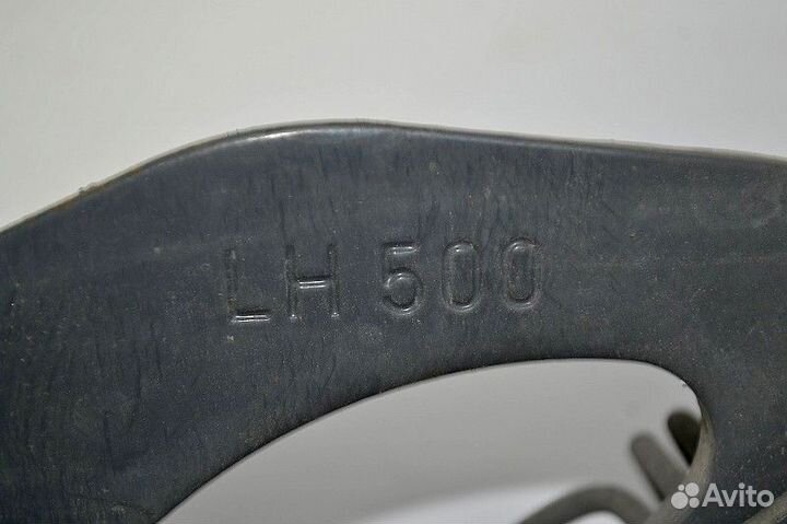 Петля решетки радиатора, левая scania P-series (01