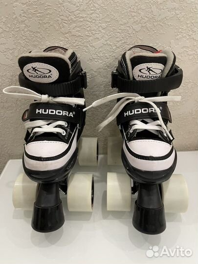 Раздвижные ролики-квадры Hudora