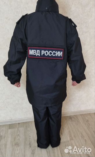 Костюм -ветровлага полиция