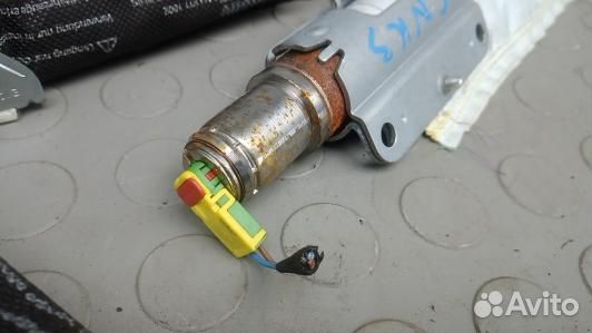 Шторка безопасности renault laguna 3 (SNK03S401)