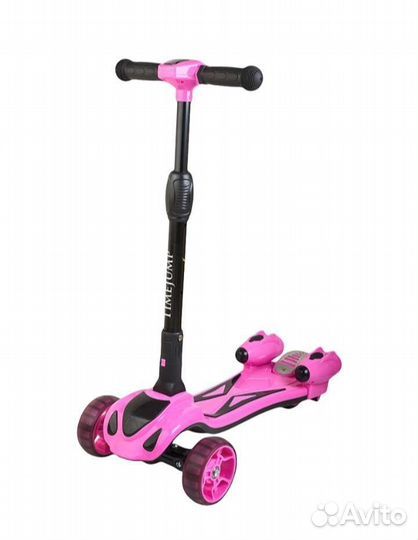 Трехколесный самокат для девочки