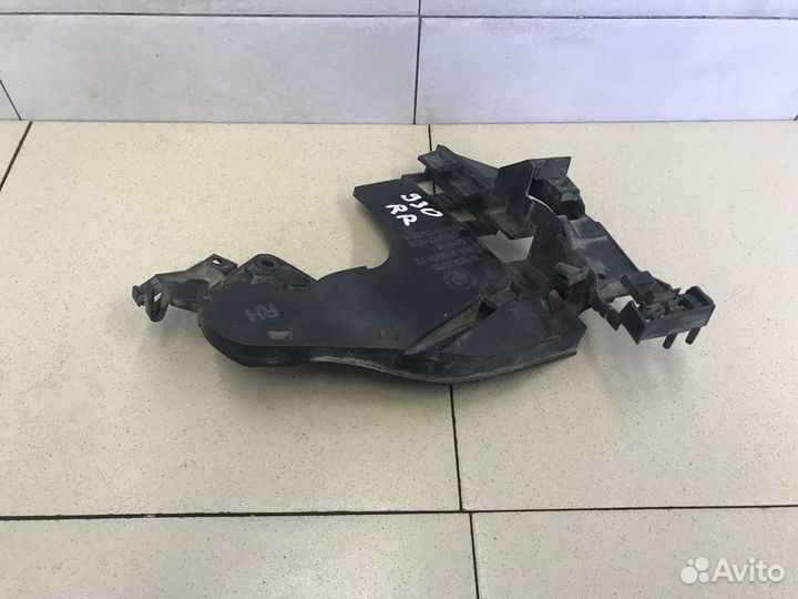 Кронштейн (сопут. товар) S40 2004-2012