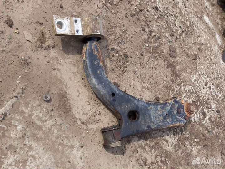 Форд фиеста, Фьюжен рычаг передний левый