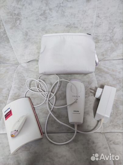 Фотоэпилятор Philips Lumea Essential