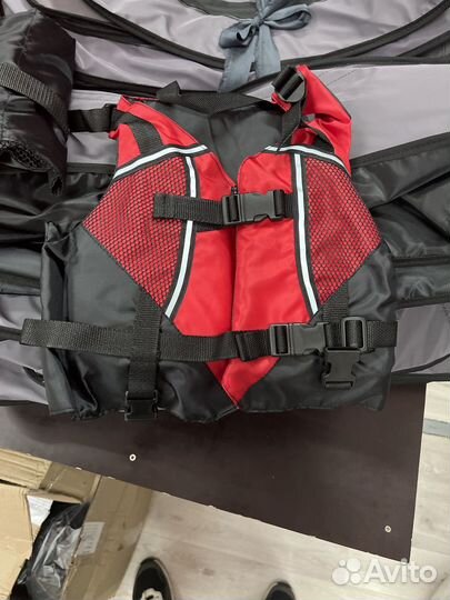 Спасательный жилет для подростков