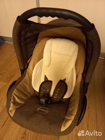 Коляска zippy 2 в 1