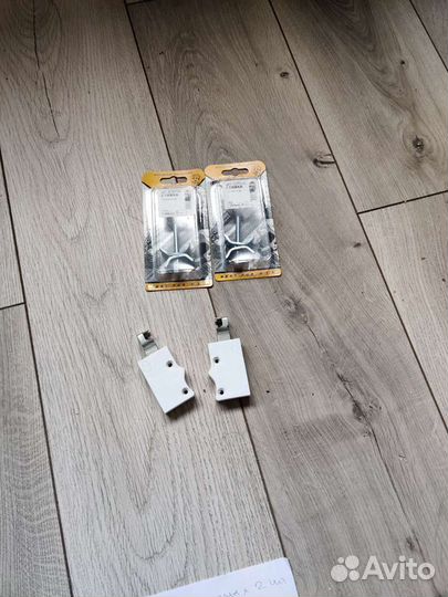 Петли,ручки, стяшки