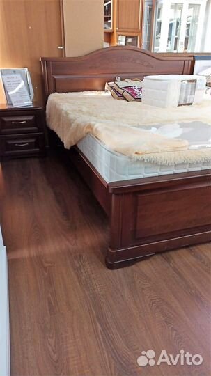 Кровать из массива бука/ ясеня. Спальня