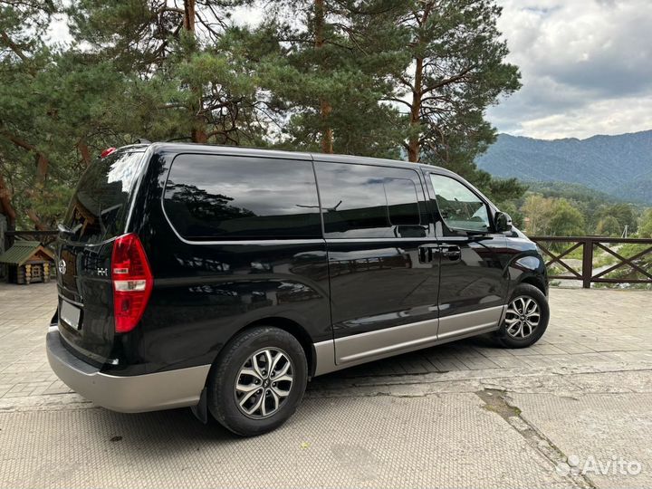 Hyundai H-1 2.5 AT, 2021, 194 116 км