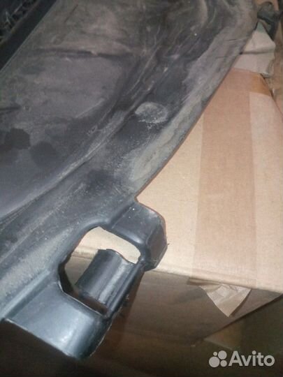 Корпус воздушного забора Пежо 206