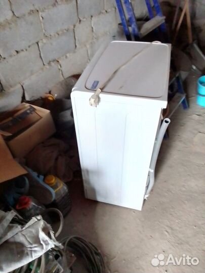 Деревянная двух- ярусная кровать