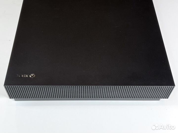 Xbox one X 1tb black