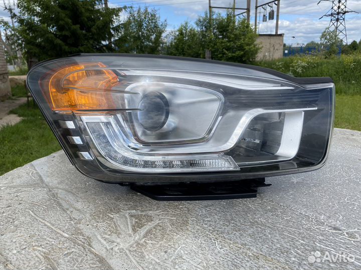 Фара передняя правая на Ssang Yong Actyon