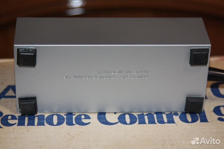 Пульт ду Remote Control Tandberg RC 9 как новый