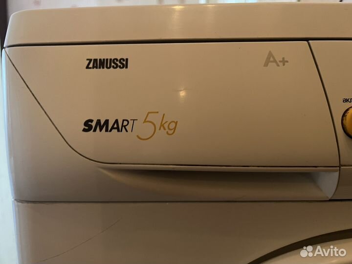 Стиральная машина Zanussi ZWD586