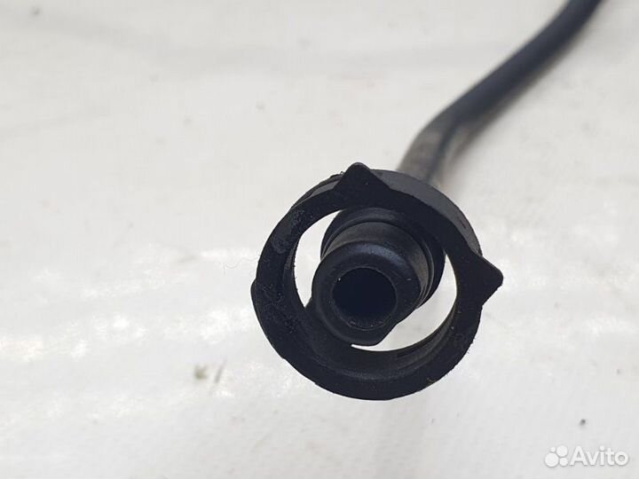 Патрубок системы охлаждения Audi A5 3.2 2009