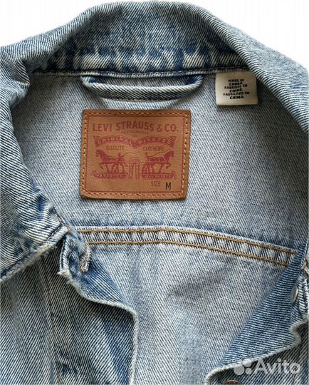 Джинсовая куртка женская levis