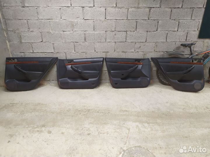 Дверные карты тойота авенсис 2004г