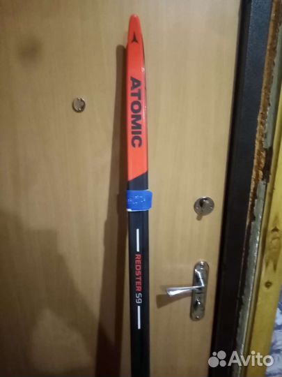 Беговые лыжи atomic