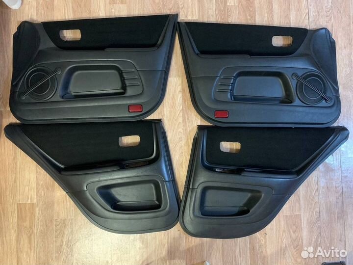 Дверные карты Toyota Altezza