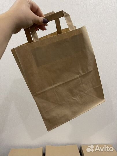 Крафтовые пакеты в плоскими ручками