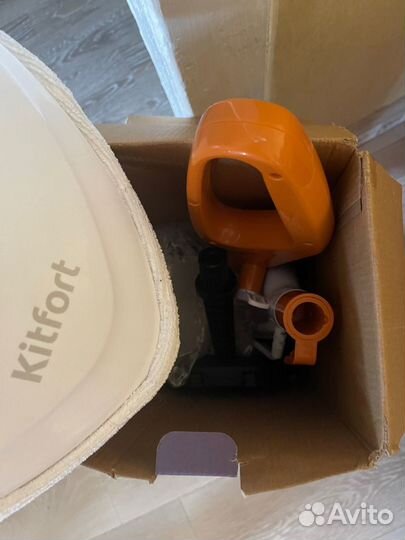 Пароочиститель Kitfort кт-1004-3 белый