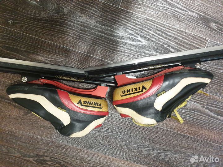 Конькобежные коньки viking