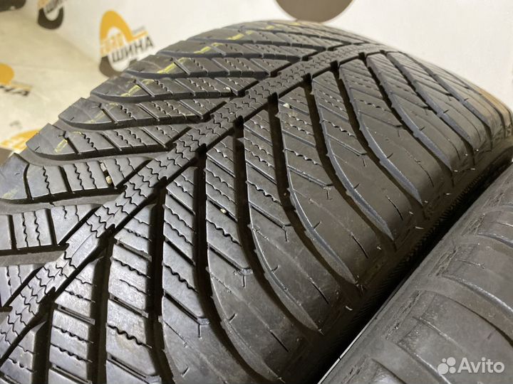 Goodyear Vector 4Seasons 225/50 R17