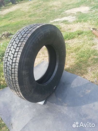Грузовая шина