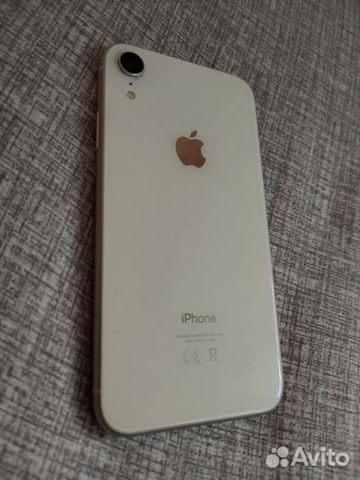 iPhone Xr, 64 ГБ