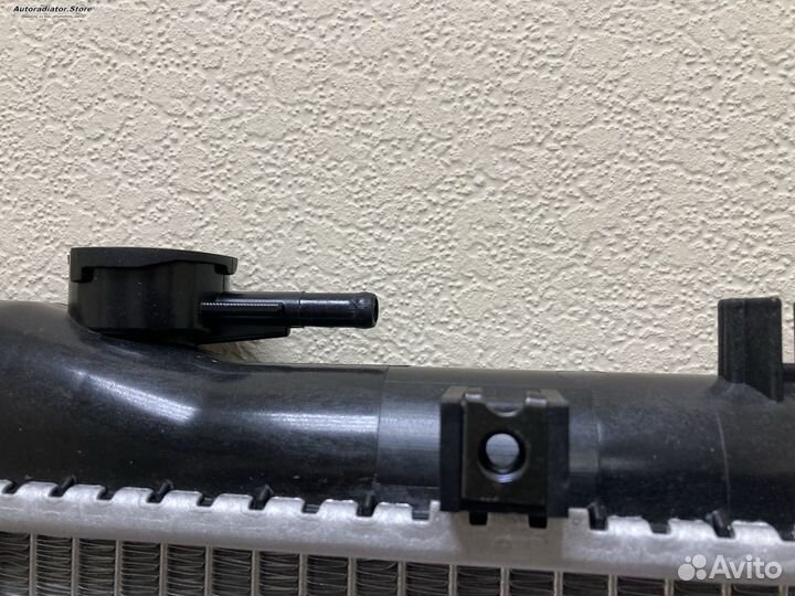 Радиатор охлаждения Акура MDX 35 2000