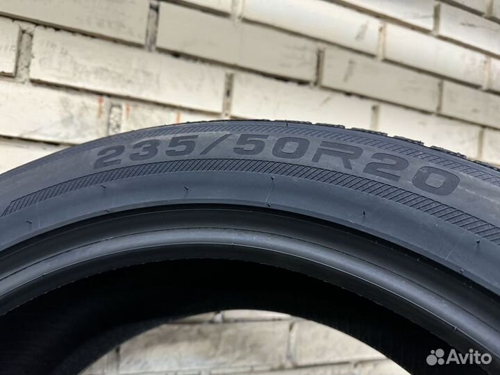 Dynamo MSU01 Hiscend-H 235/50 R20 104Y