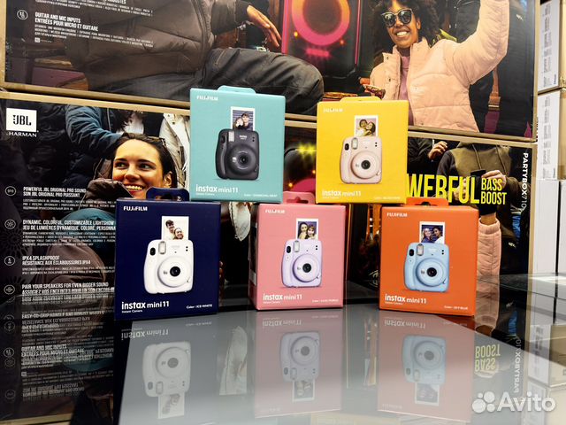 FujiFilm Instax Mini 11